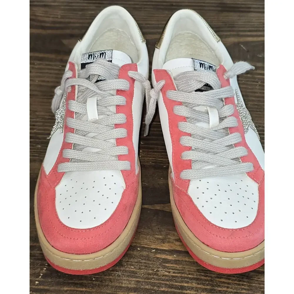 Mimi Women’s Avery Leather Sneaker White/Salmon Pink with Sparkly Star Size 8.5